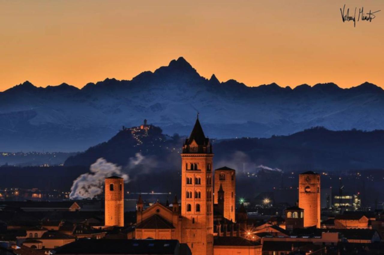 Alba La Capitale Delle Langhe Apartment Exterior foto